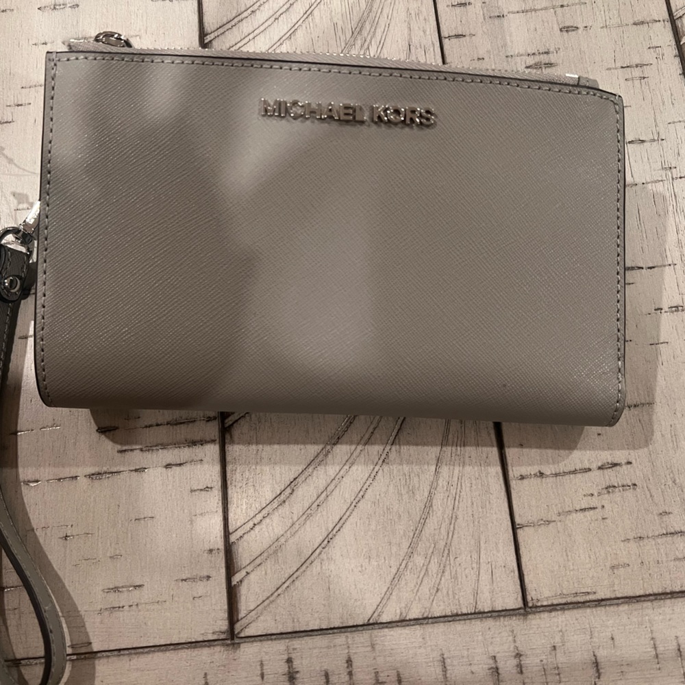 Michael Kors leather double zip wallet wristlet